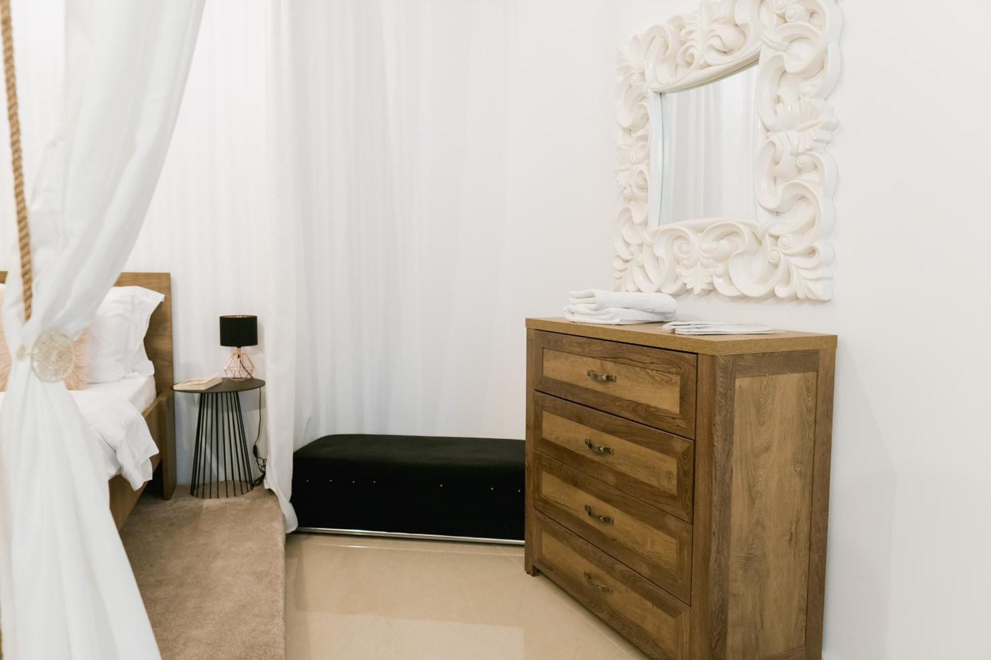 Chic Studio Bukarest Rum bild